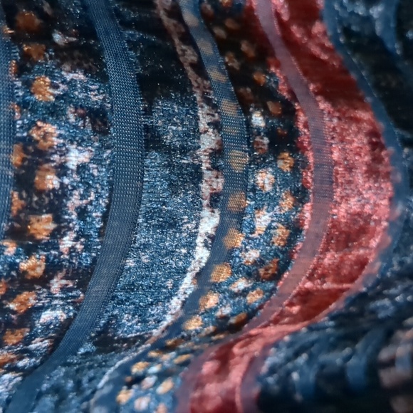 FDJ* Made in Canada long sleeve cowl neck multi colour striped velvety tunic top - Picture 12 of 12